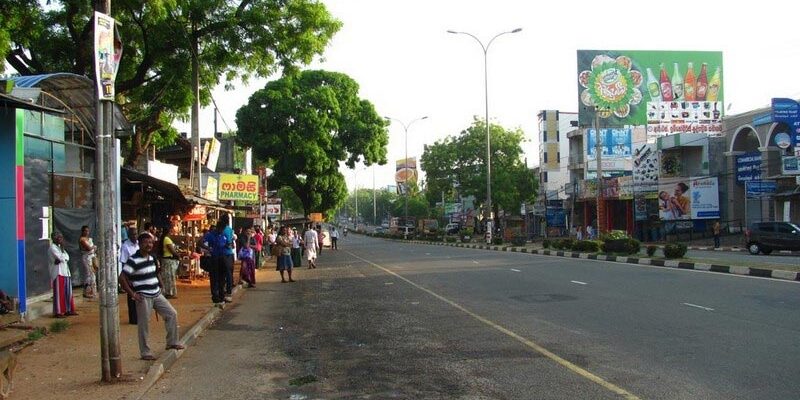 dambulla_city-bus-stand