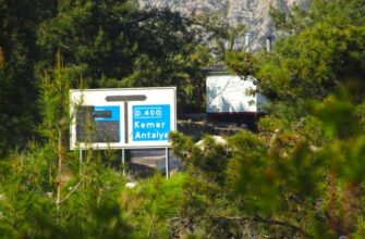 Ремонт трассы недалеко от Анталии